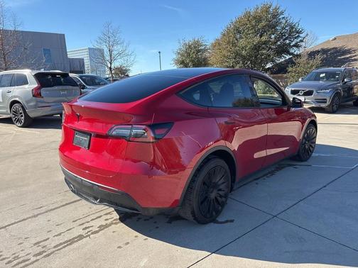 2023 Tesla Model Y Long Range