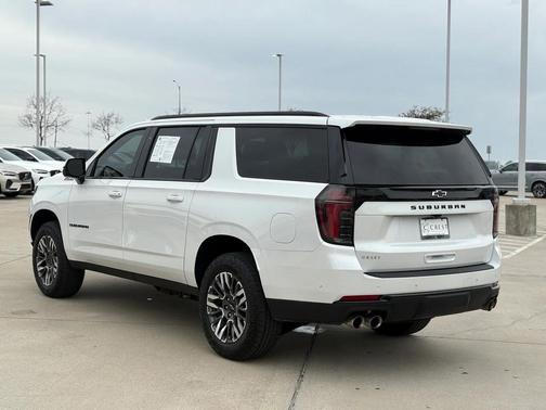 2025 Chevrolet Suburban Z71