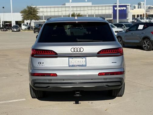 2020 Audi Q7 55 Premium Plus