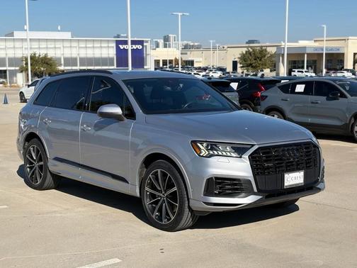 2020 Audi Q7 55 Premium Plus