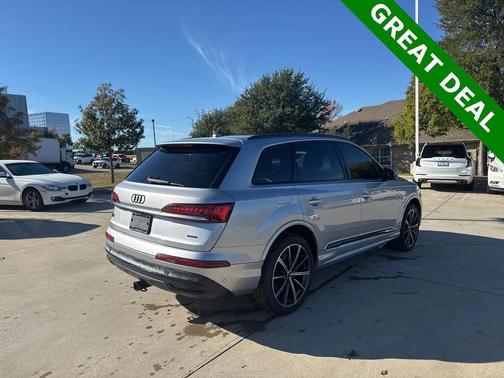 2020 Audi Q7 55 Premium Plus