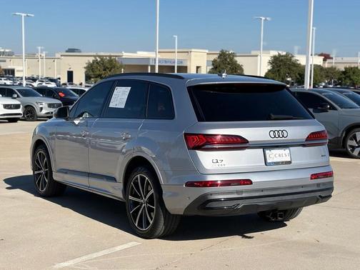 2020 Audi Q7 55 Premium Plus