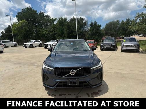 Denim Blue Metallic 2024 Volvo XC60 B5 Plus Dark Theme
