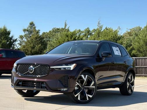 2026 Volvo XC60 B5 Ultra