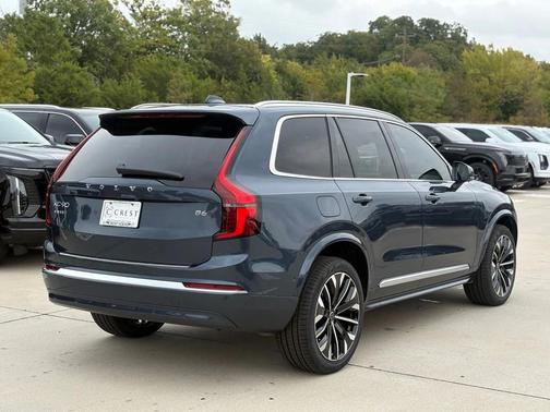 2026 Volvo XC90 B6 Ultra 7-Seater