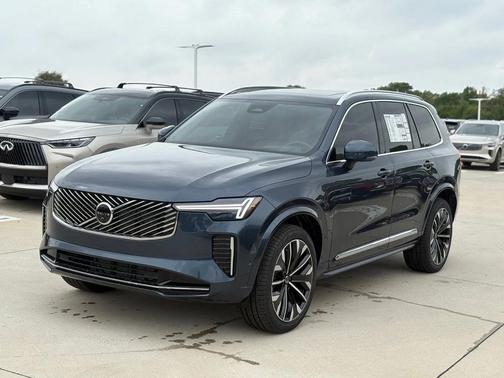 2026 Volvo XC90 B6 Ultra 7-Seater