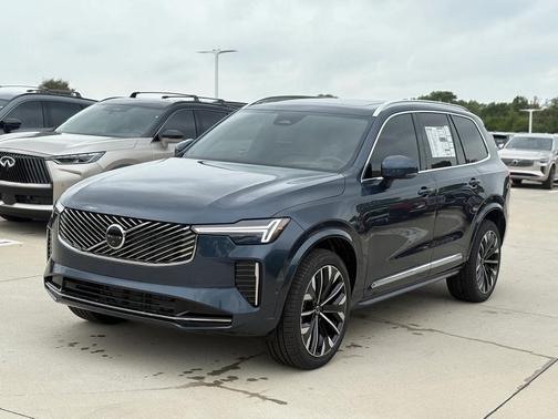 2026 Volvo XC90 B6 Ultra 7-Seater