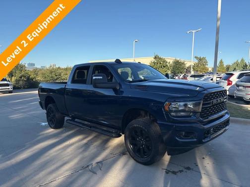 2024 RAM 2500 Big Horn Night Edition Level 2 Equipment