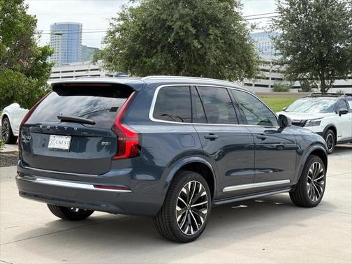 2025 Volvo XC90 B5 (2025.5) Core