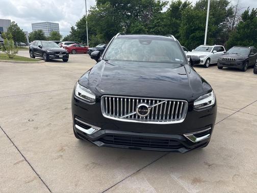 2025 Volvo XC90 Plug-In Hybrid T8 Ultra