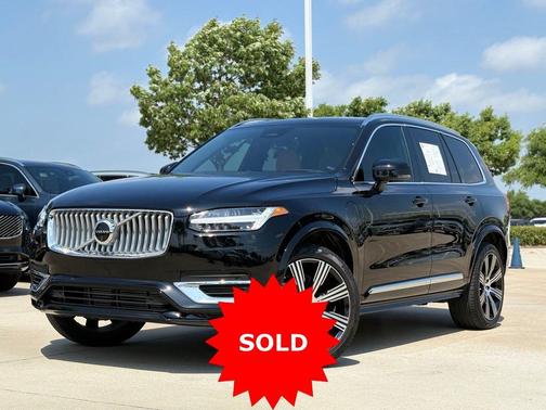 Onyx Black Metallic 2025 Volvo XC90 Plug-In Hybrid T8 Ultra
