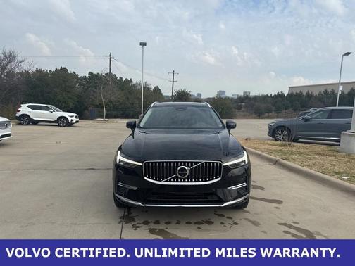 2023 Volvo XC60 B5 Plus Bright Theme