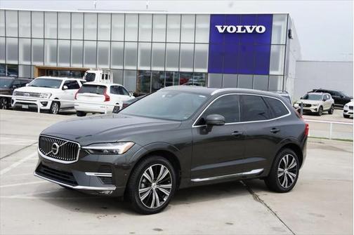2022 Volvo XC60 B5 Inscription