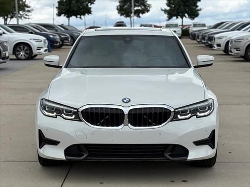 2022 BMW 330 i