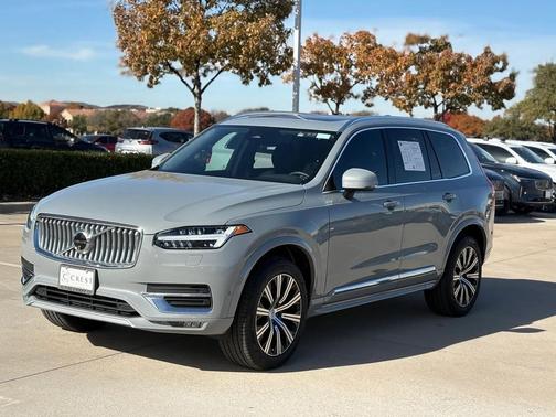 2025 Volvo XC90 B6 Plus 7-Seater