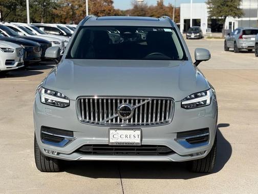 2025 Volvo XC90 B6 Plus 7-Seater