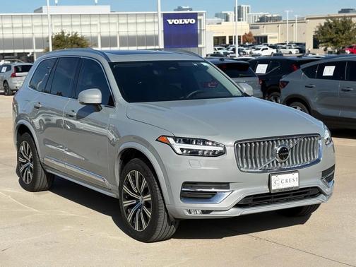2025 Volvo XC90 B6 Plus 7-Seater