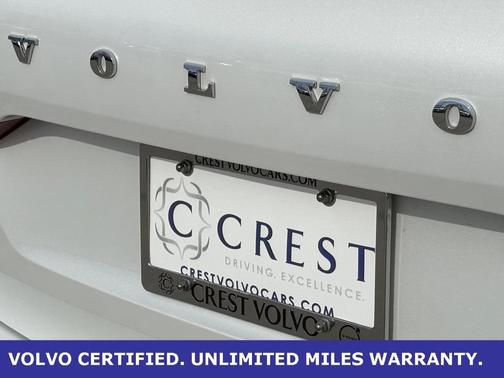 2025 Volvo XC60 B5 Plus