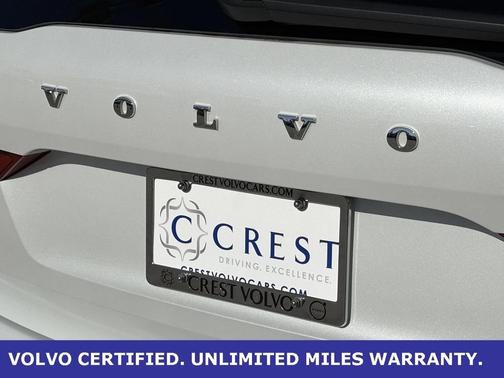 2022 Volvo XC60 Recharge Plug-In Hybrid T8 R-Design