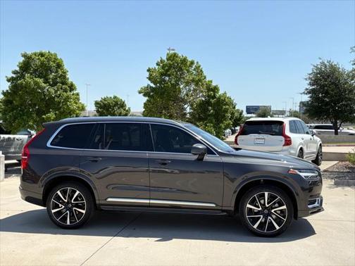 2023 Volvo XC90 B6 Plus 7-Seater