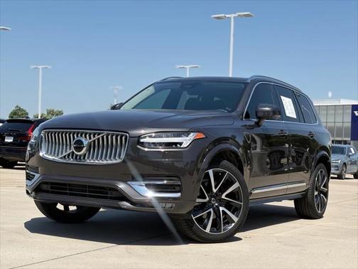 2023 Volvo XC90 B6 Plus 7-Seater