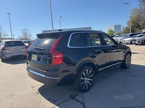 2023 Volvo XC90 B6 Plus 7-Seater