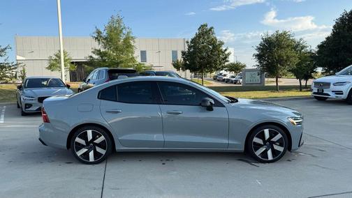 Gray Metallic 2024 Volvo S60 Recharge Plug-In Hybrid Ultimate