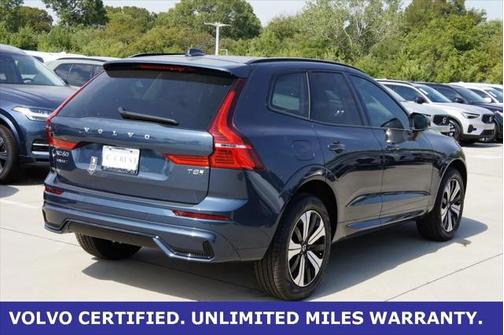 2025 Volvo XC60 Plug-In Hybrid T8 Core
