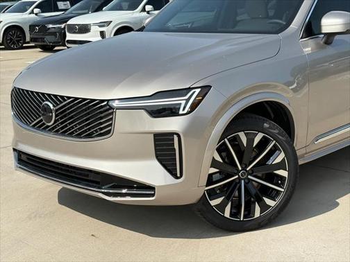 2025 Volvo XC90 B5 (2025.5) Core