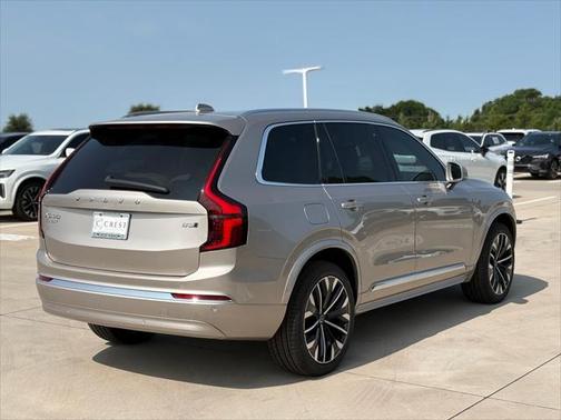 2025 Volvo XC90 B5 (2025.5) Core