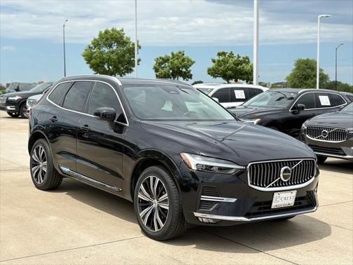 2022 Volvo XC60 B5 Inscription