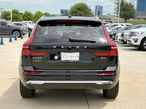 2022 Volvo XC60 B5 Inscription