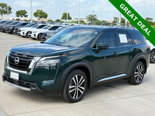 2024 Nissan Pathfinder Platinum