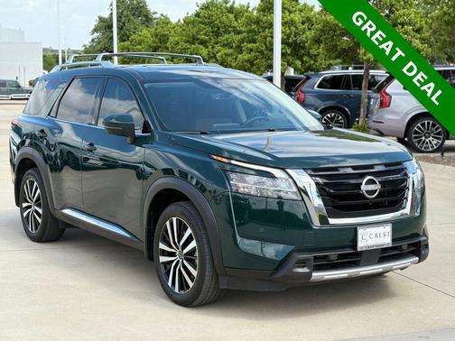 2024 Nissan Pathfinder Platinum