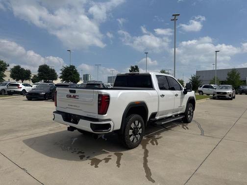 White Frost Tricoat 2024 GMC Sierra 2500 Denali
