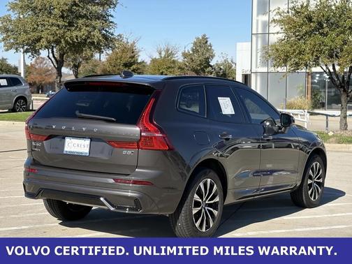 2025 Volvo XC60 B5 Plus