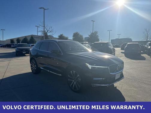 2023 Volvo XC60 B5 Ultimate Bright Theme