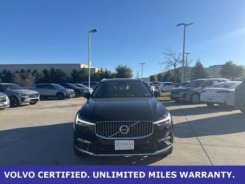 2023 Volvo XC60 B5 Ultimate Bright Theme