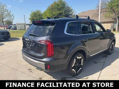 Panthera Metal 2025 Kia Telluride S V6 AWD Captain Chairs