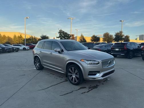 2023 Volvo XC90 Ultimate 6-Seater Bowers and Wilkins