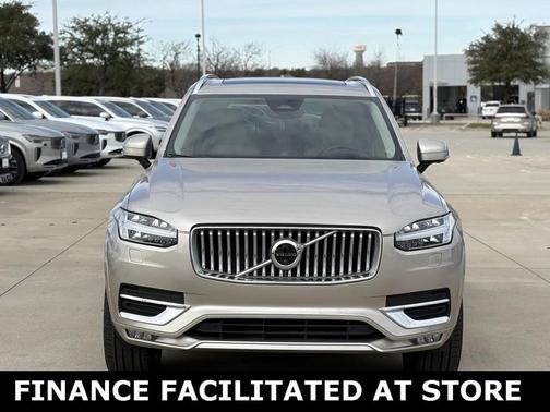 2023 Volvo XC90 Ultimate 6-Seater Bowers and Wilkins