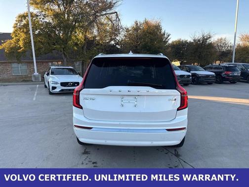 2025 Volvo XC90 B6 Plus 7-Seater