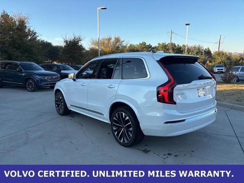 2025 Volvo XC90 B6 Plus 7-Seater