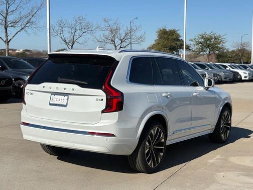 2025 Volvo XC90 B6 Plus 7-Seater