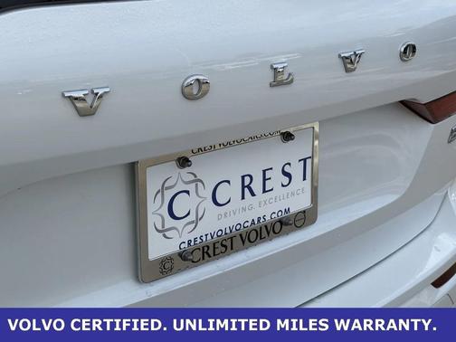 2025 Volvo XC60 B5 Plus