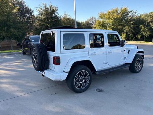 2023 Jeep Wrangler 4xe High Altitude