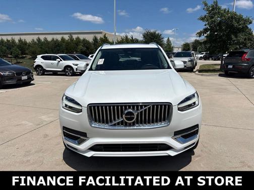 Crystal White Metallic 2023 Volvo XC90 Recharge Plug-In Hybrid T8 Bright Theme