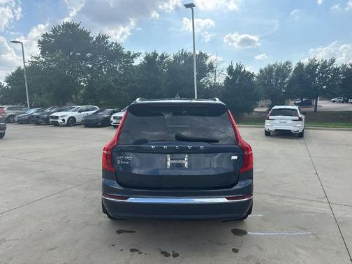 Denim Blue Metallic 2024 Volvo XC90 Recharge Plug-In Hybrid T8 Plus 6 Passenger
