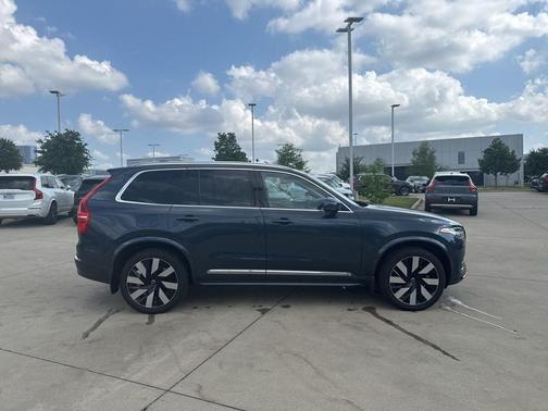 Denim Blue Metallic 2024 Volvo XC90 Recharge Plug-In Hybrid T8 Plus 6 Passenger