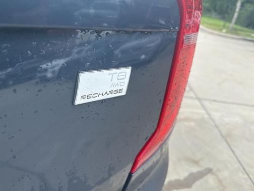 Denim Blue Metallic 2024 Volvo XC90 Recharge Plug-In Hybrid T8 Plus 6 Passenger